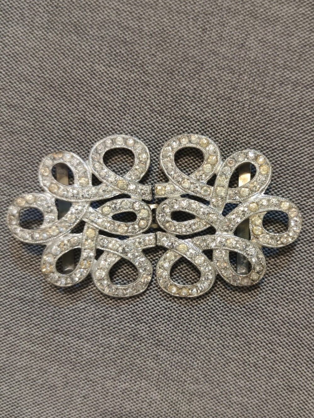 Vintage Crystal Loop Statement Belt Buckle - Silver Tone